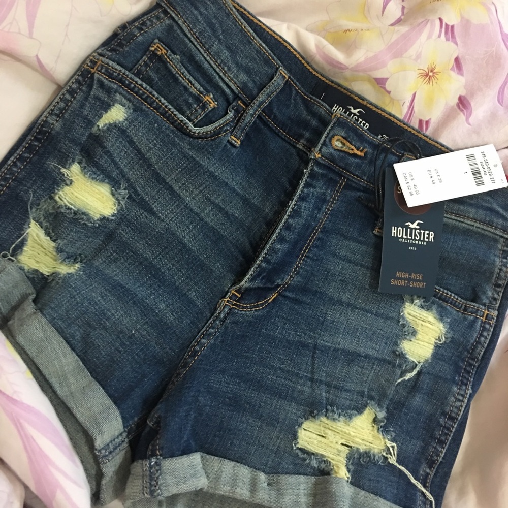 Hollister High Rise Shorts
